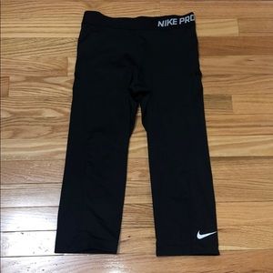 Nike pro dri fit cropped leggings- size m